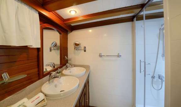 Image of ECCE NAVIGO yacht #13