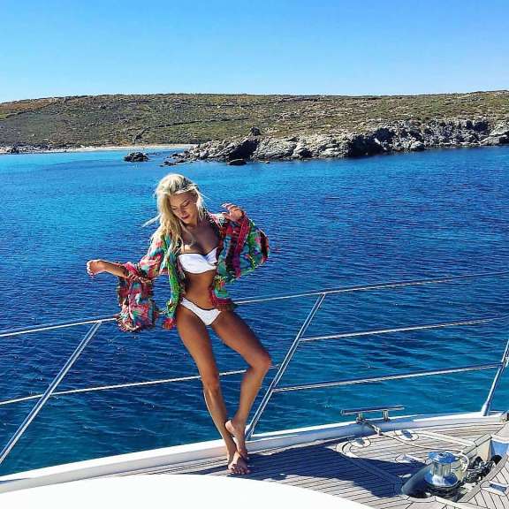 Image of CHILL OUT II yacht #16