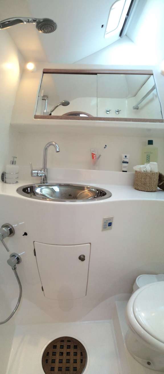 Image of UHURU yacht #8