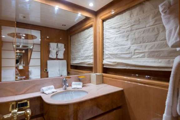 Image of NOTUS yacht #7