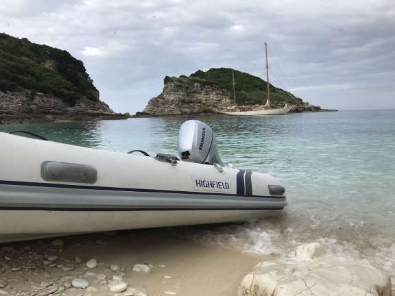 Image of Halcyon yacht #12