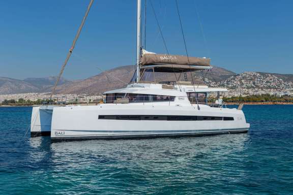Image of License to Chill yacht #16