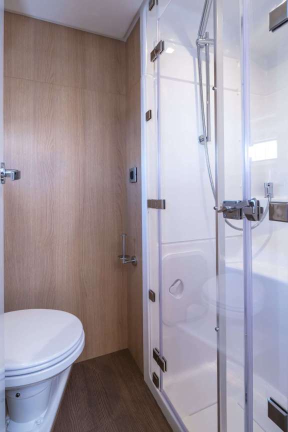 Image of License to Chill yacht #9