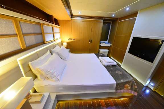 VIP Cabin II