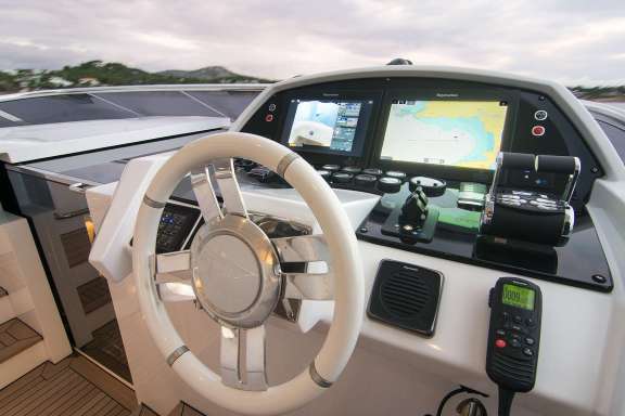 Image of MEMORIES TOO yacht #13