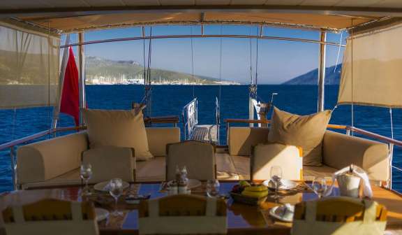 Image of ECE ARINA yacht #4