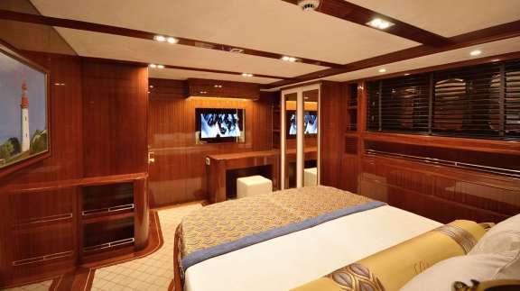 VIP Double Cabin