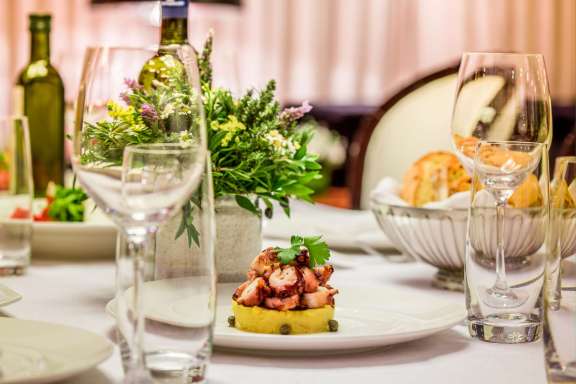 Image of MILOS AT SEA yacht #16