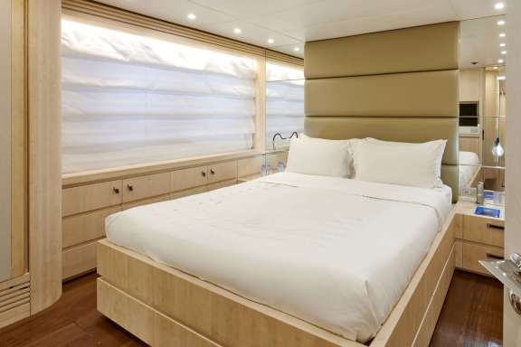 Twin Stateroom with a pullman berth convertible to double stateroom