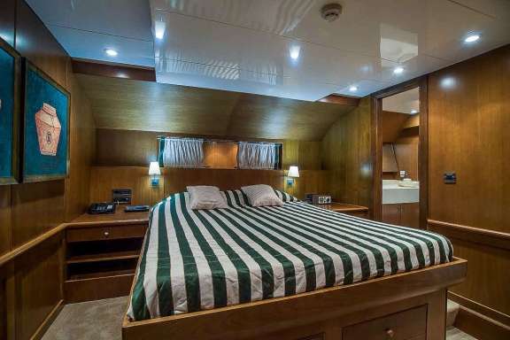 VIP Cabin 1