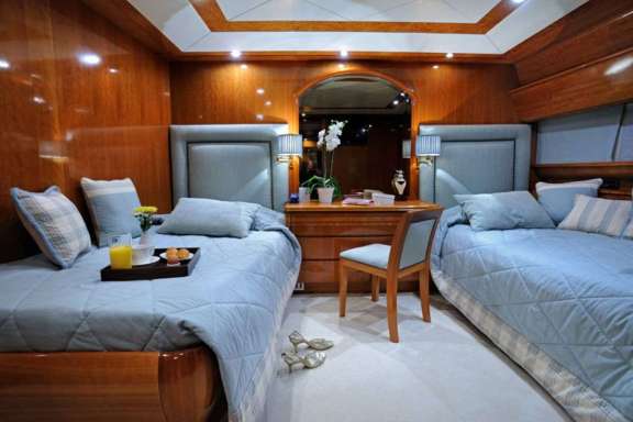VIP Twin Cabin