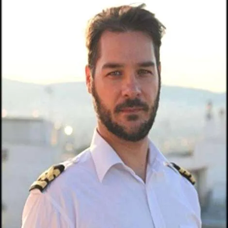 Crew of ESTIA ORION|Captain