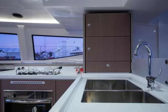 Image of KOS 48.1 yacht #9
