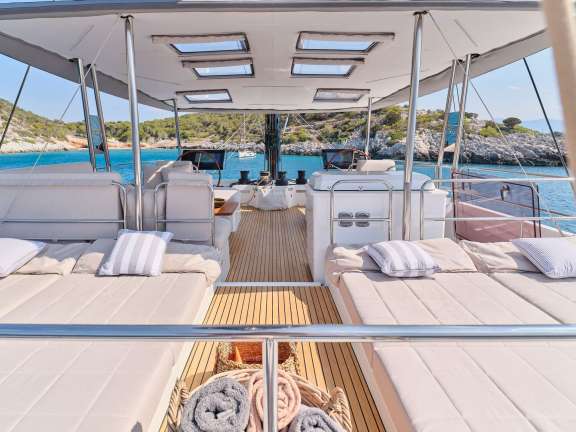 Fly Bridge sunbathing area