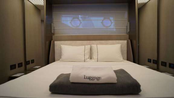 Image of SHERO yacht #11