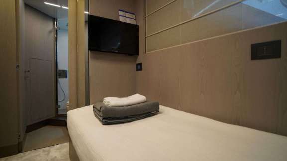 Image of SHERO yacht #15