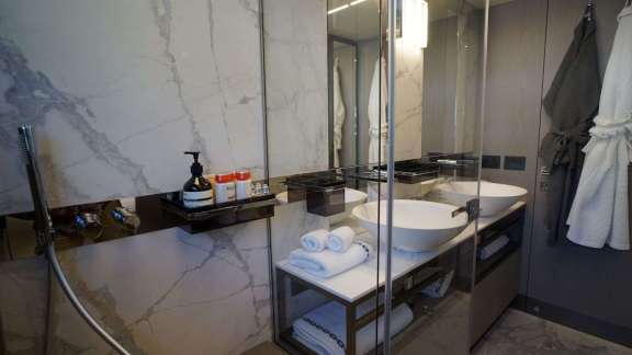 Image of SHERO yacht #8