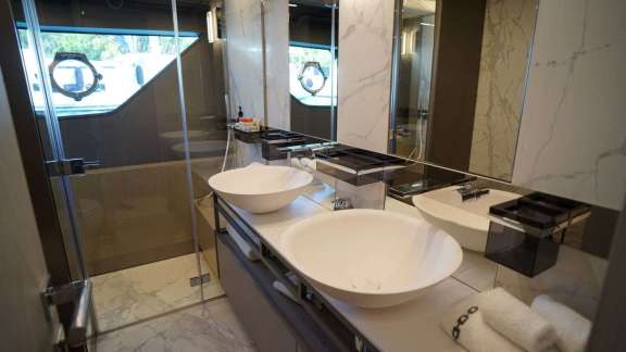 Image of SHERO yacht #9