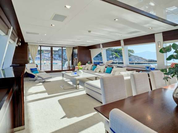 Image of HAKUNA MATATA yacht #14