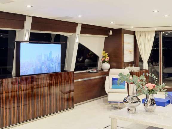 Image of HAKUNA MATATA yacht #15