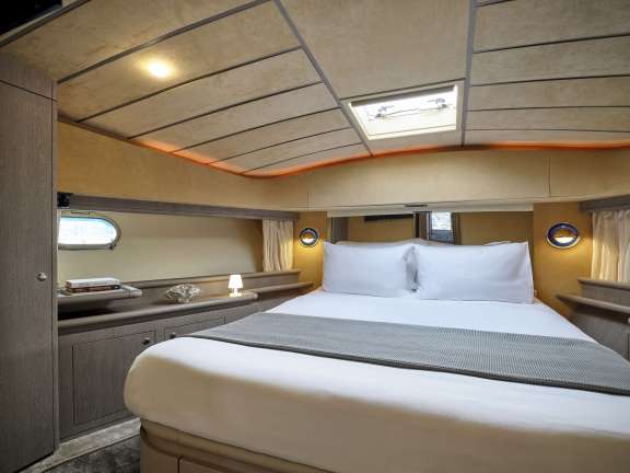 VIP cabin