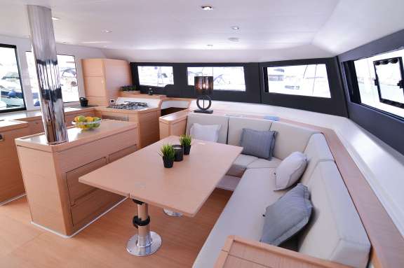 Image of Sea Breeze yacht #4