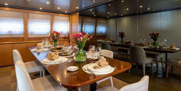 Image of LOANA yacht #7