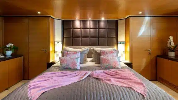 VIP Suite I
