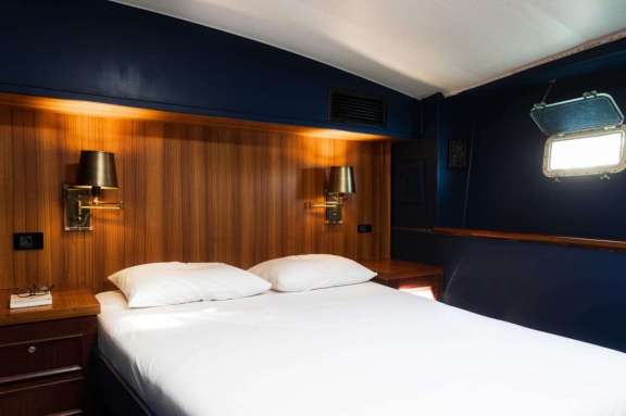 Image of Theoxenia yacht #6