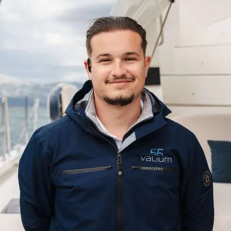 Crew of VALIUM 55|Deckhand/Steward