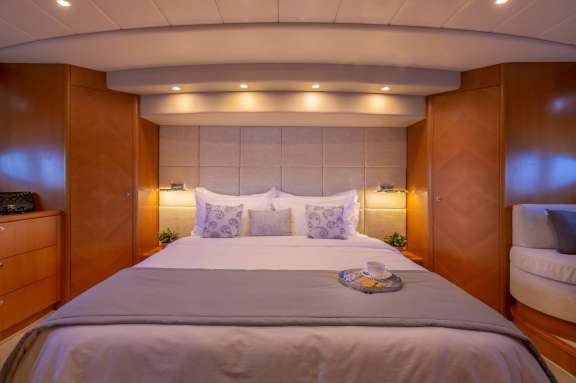 Image of Legend yacht #6