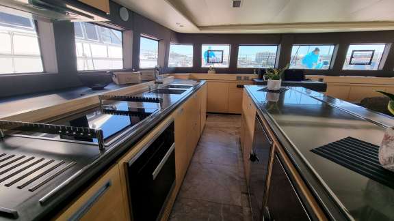 Image of PEARLY GATES yacht #9