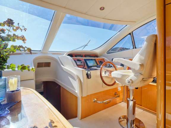 Image of LADY L yacht #13