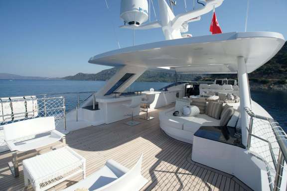 Image of REM yacht #5
