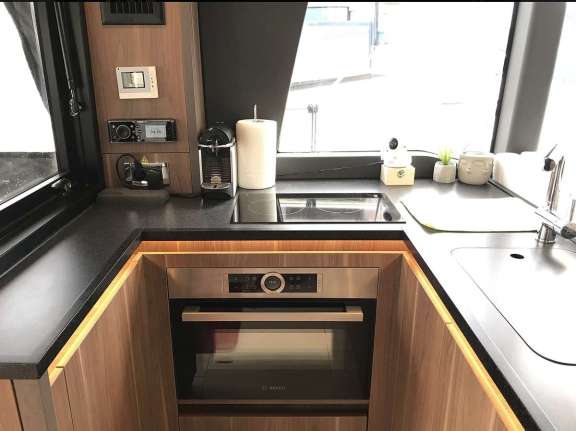 Image of Sealine C430 yacht #11