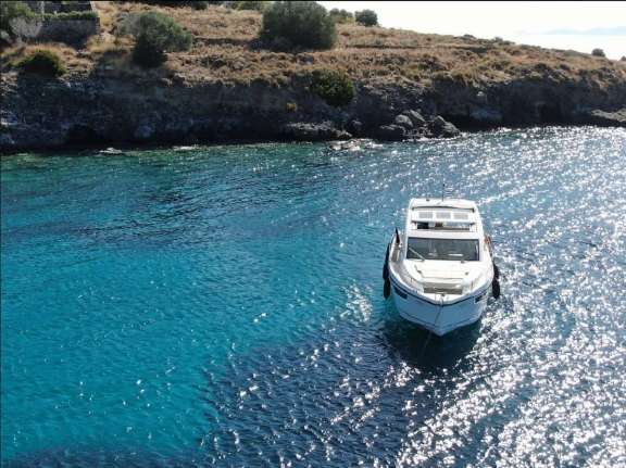 Image of Sealine C430 yacht #15