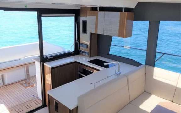 Image of Sealine C430 yacht #2
