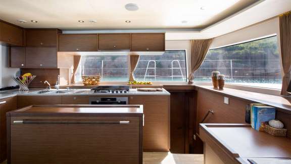 Image of BOOM yacht #4