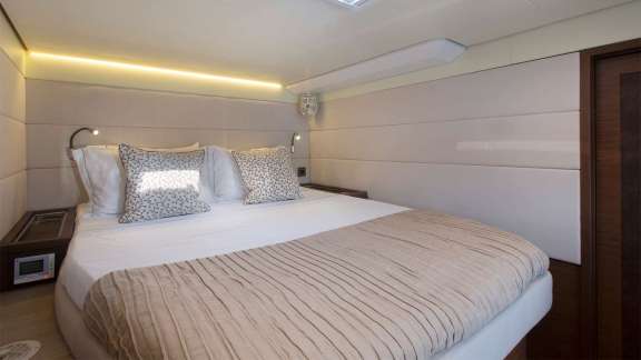 Image of PHANTOM yacht #7