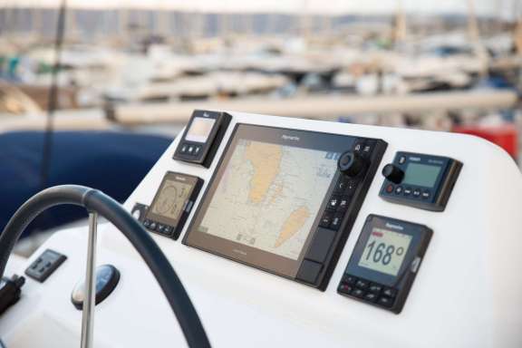 Image of Blue Horizon yacht #11