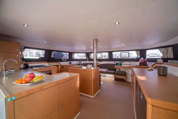 Image of Blue Horizon yacht #7
