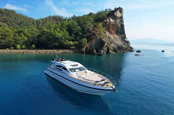 Image of GOLDFINGER yacht #5