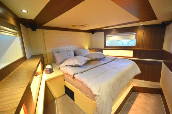Image of GOLDFINGER yacht #7