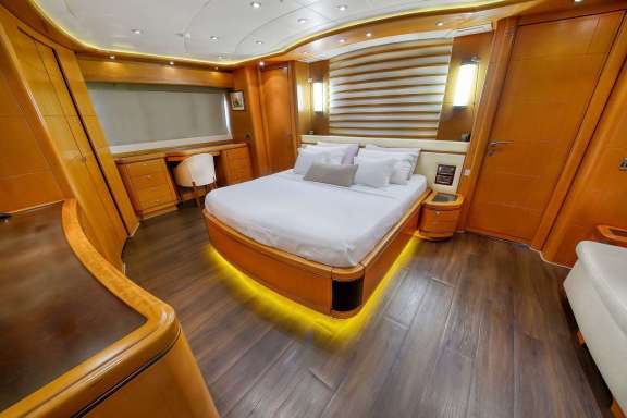 Image of ARIELA yacht #7