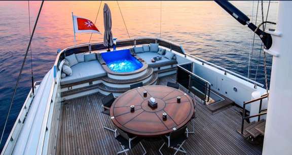 Image of ARESTEAS yacht #5