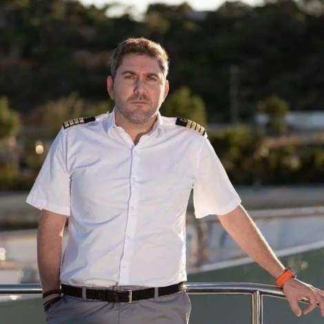 Crew of MOBIUS|Captain