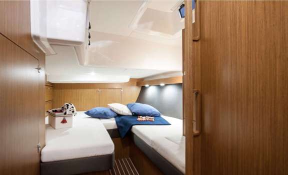 Aft port Cabin