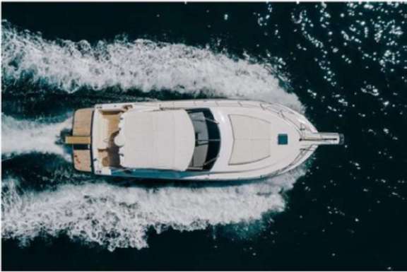Image of Mojo yacht #18
