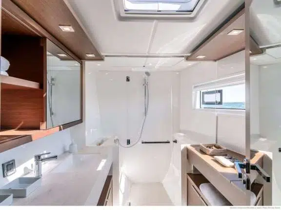 Master Suite Bathroom