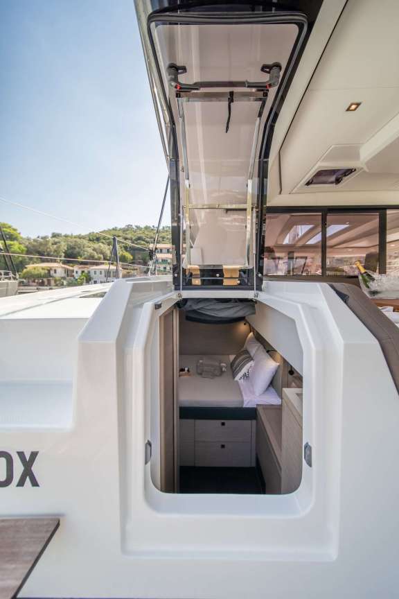Image of EQUINOX yacht #10